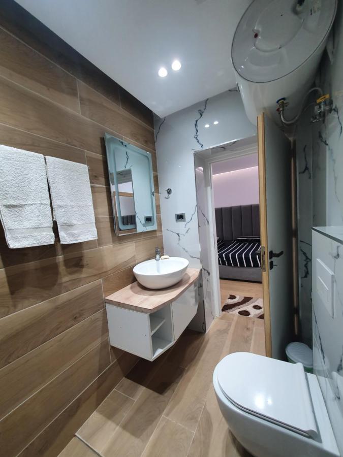 Loi Apartment Sarande Exterior photo