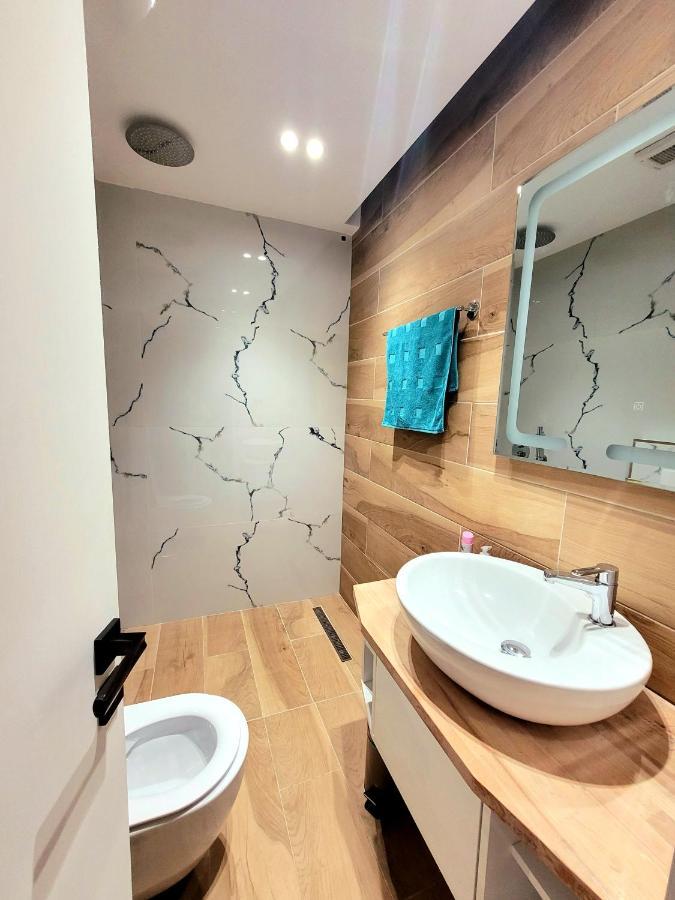 Loi Apartment Sarande Exterior photo